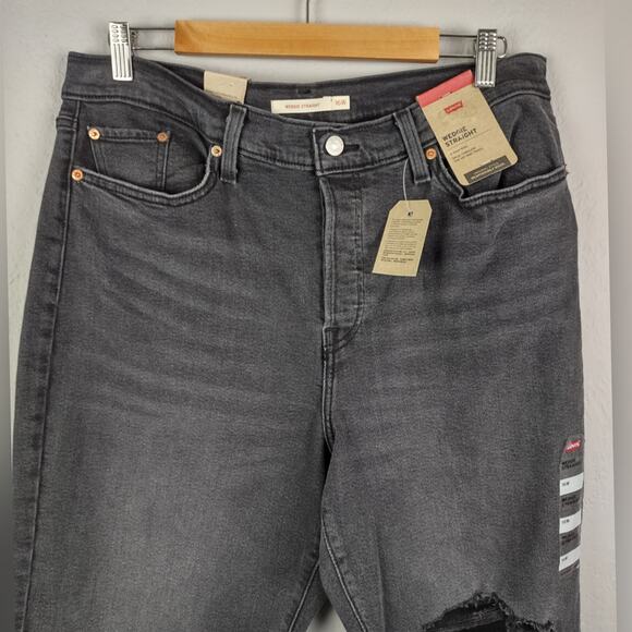 Levi's Wedgie High-Rise Straight Leg Faded Black Distressed Jeans Plus Size 16W - Picture 12 of 14